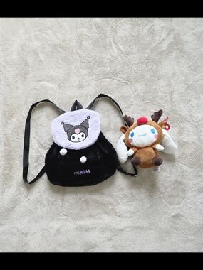 Sanrio Bundle Kuromi Plush Mini Backpack & Cinnamoroll Holiday Plush